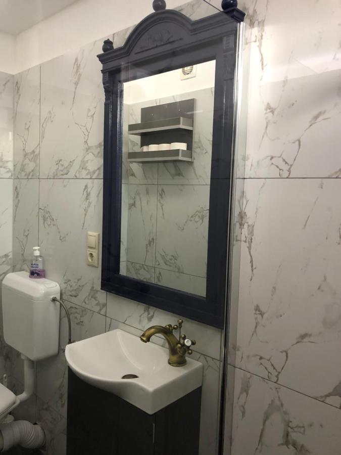 Bezso Apartman Hajdúszoboszló Exterior foto