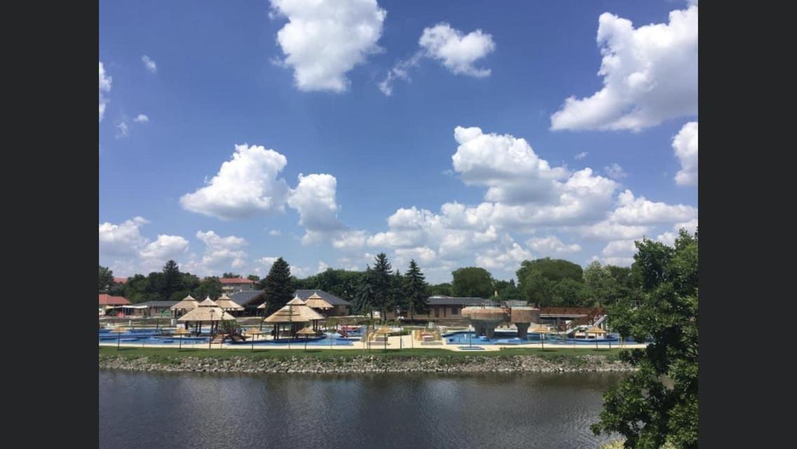 Bezso Apartman Hajdúszoboszló Exterior foto